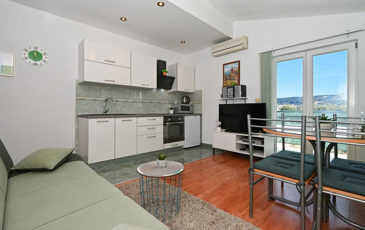Apartments Marija Trogir Eksteriør bilde